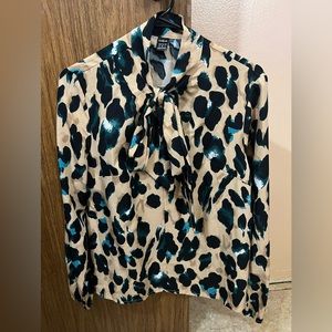 Pull Over Tie Up Medium Size Shirt